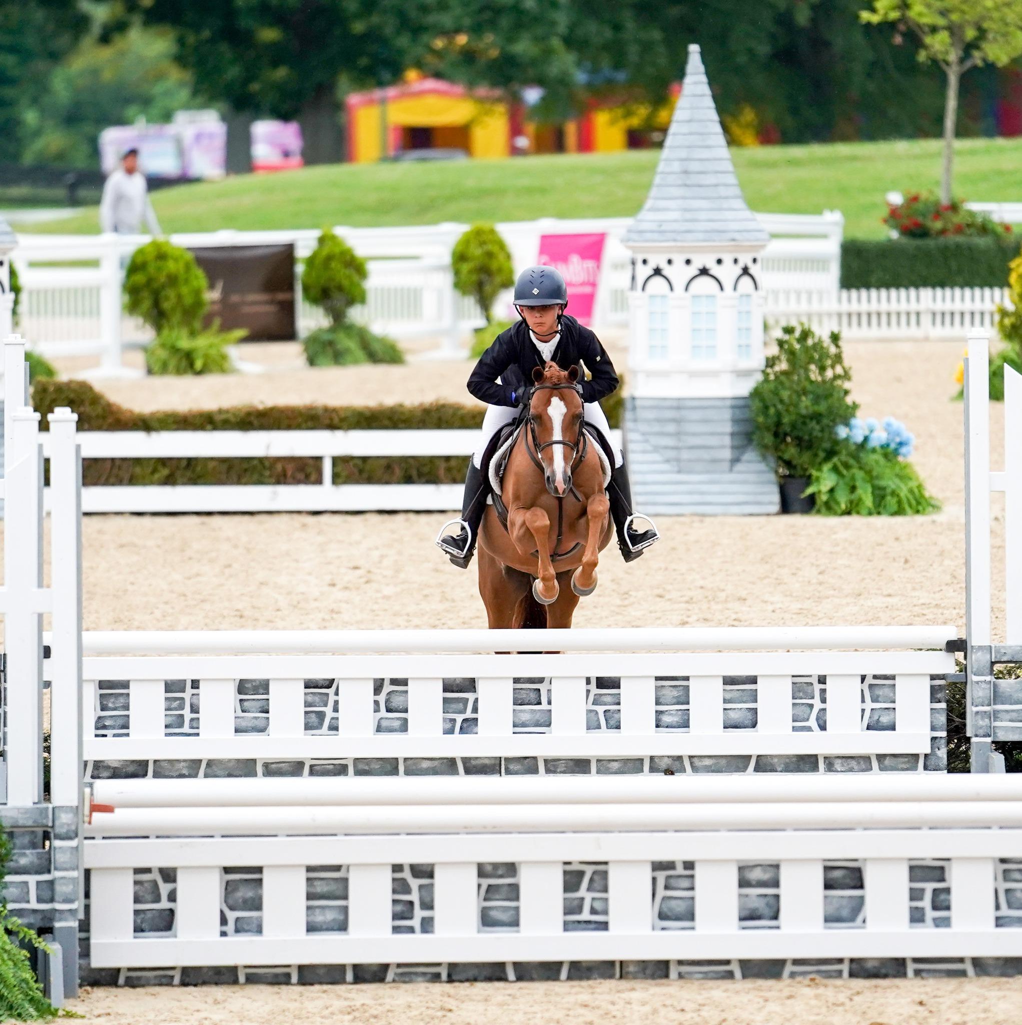 Photo showcasing the USEF Pony Finals presented by Marshall + Sterling