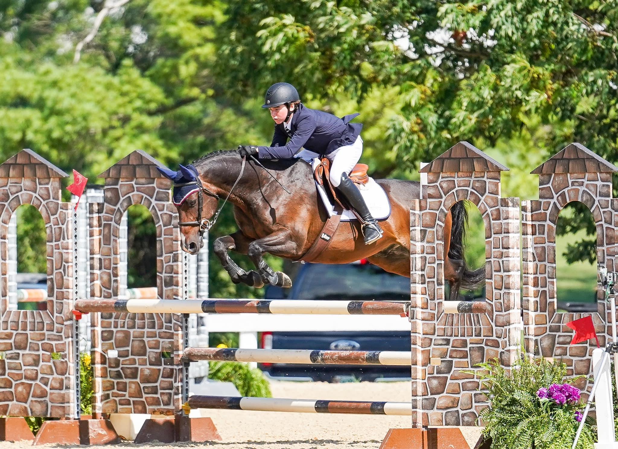 Photo showcasing the USEF Pony Finals presented by Marshall + Sterling