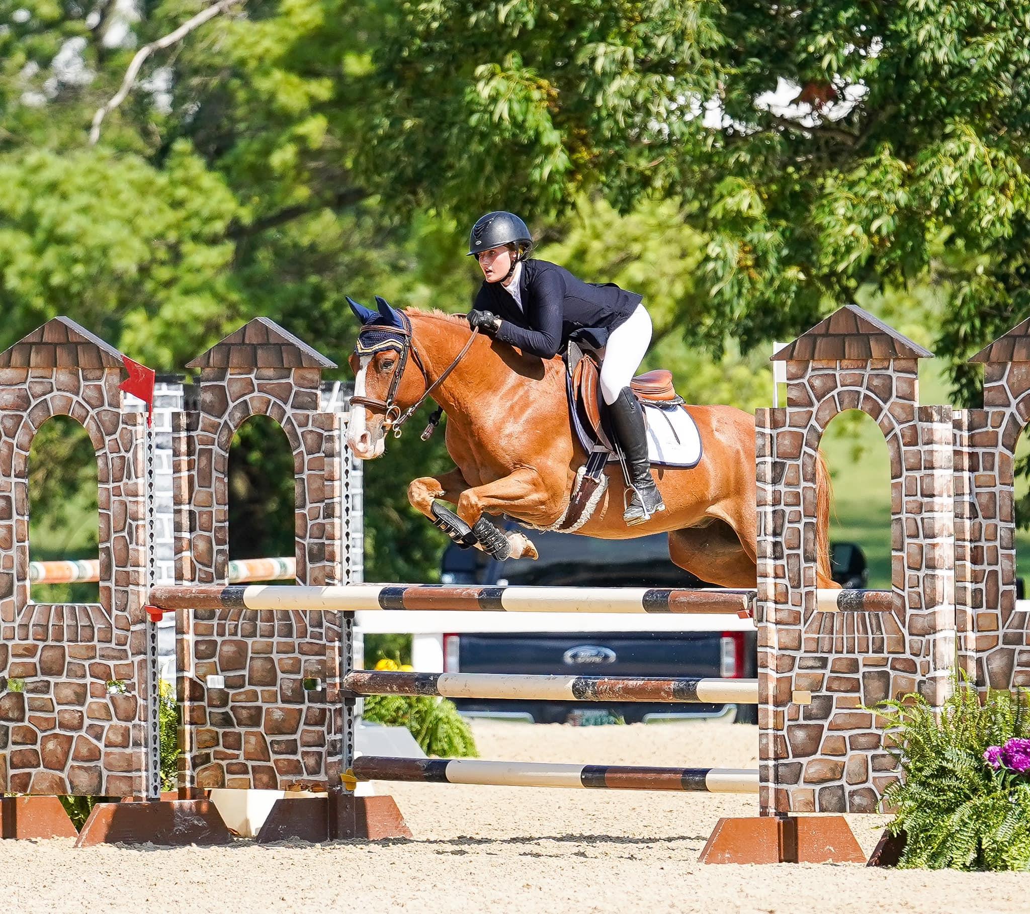 Photo showcasing the USEF Pony Finals presented by Marshall + Sterling