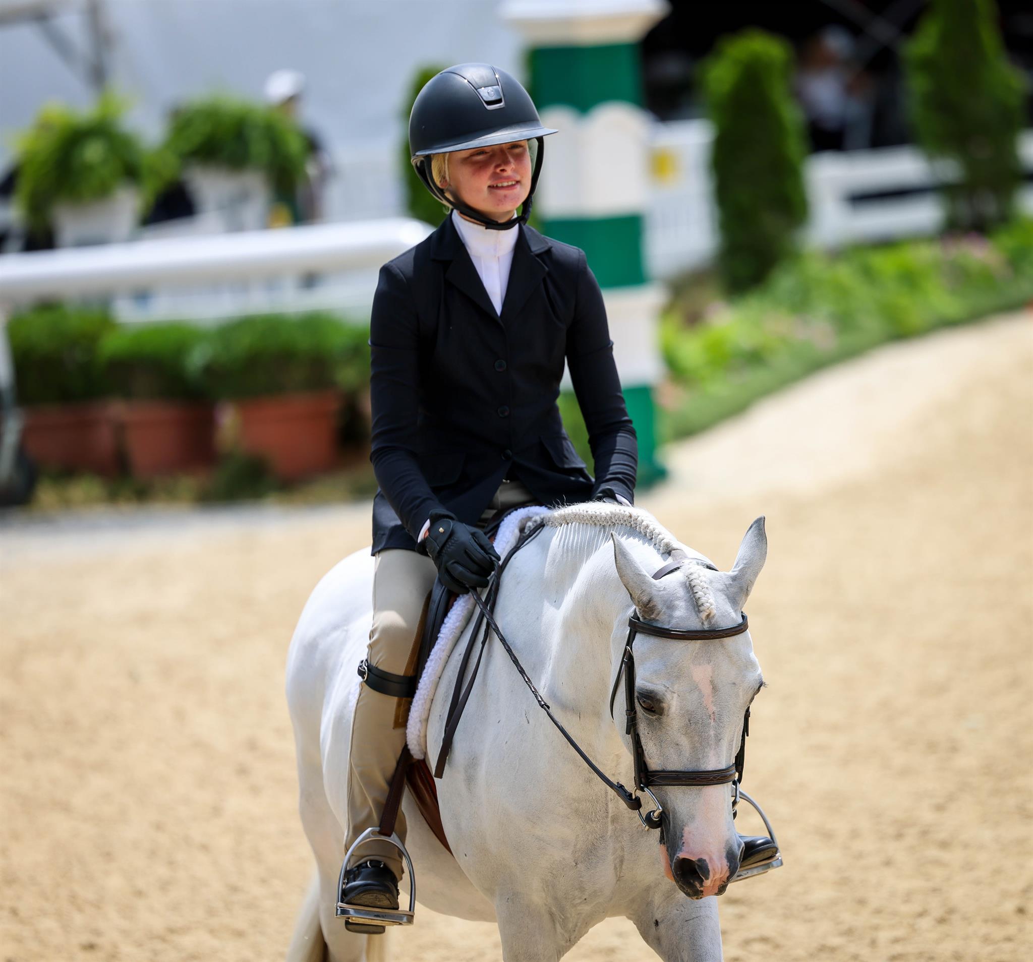 Photo showcasing the USEF Pony Finals presented by Marshall + Sterling